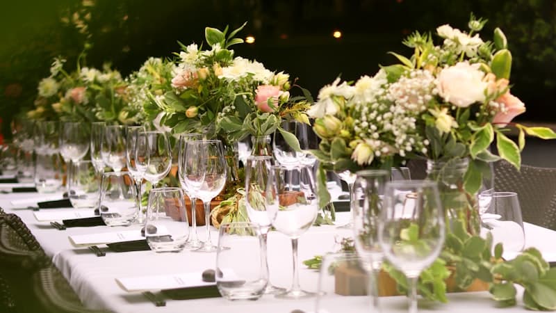 5 Ways to Personalize Your Wedding Proposal Speech with Free AI
